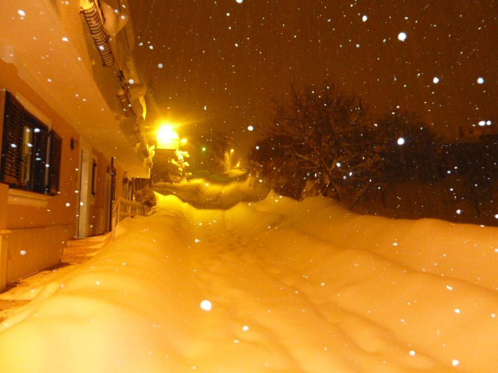 B&B Valle Gio' Magliano de' Marsi ภายนอก รูปภาพ